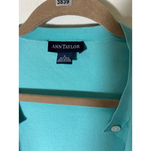 Ann Taylor Teal Blue Long Sleeve Button Up Cardigan Sz S - Picture 3 of 3